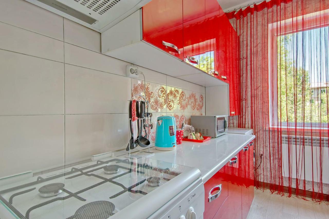 Cozy Apartment On Rozybakiev 145. Atakent Almatî Exterior foto